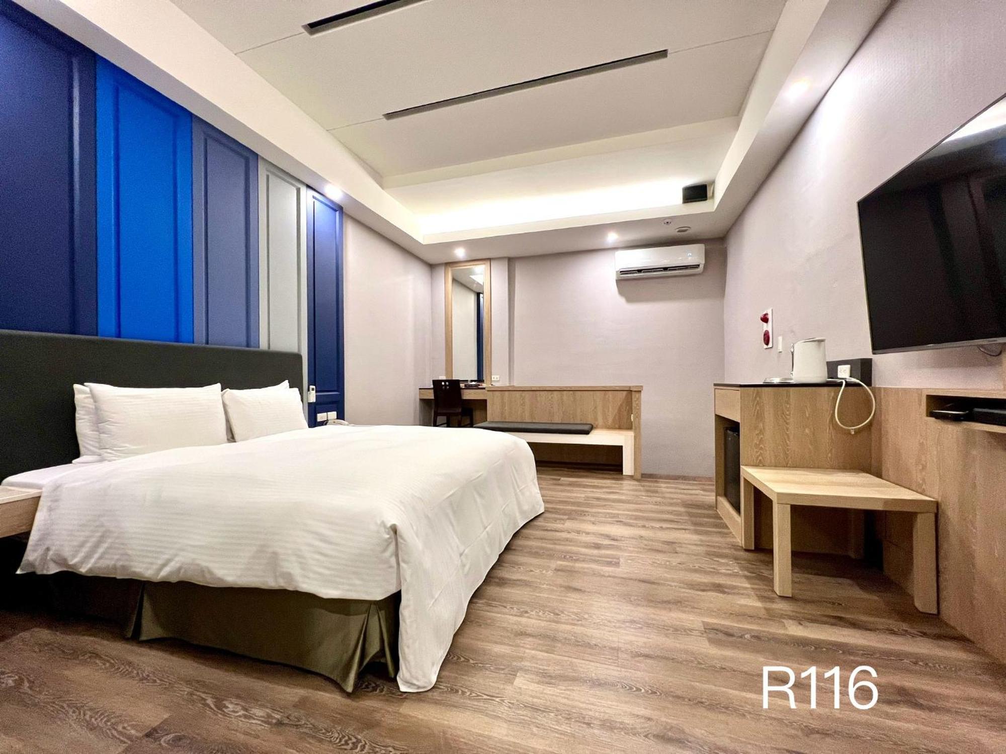 Cigar Motel Тайнань Экстерьер фото