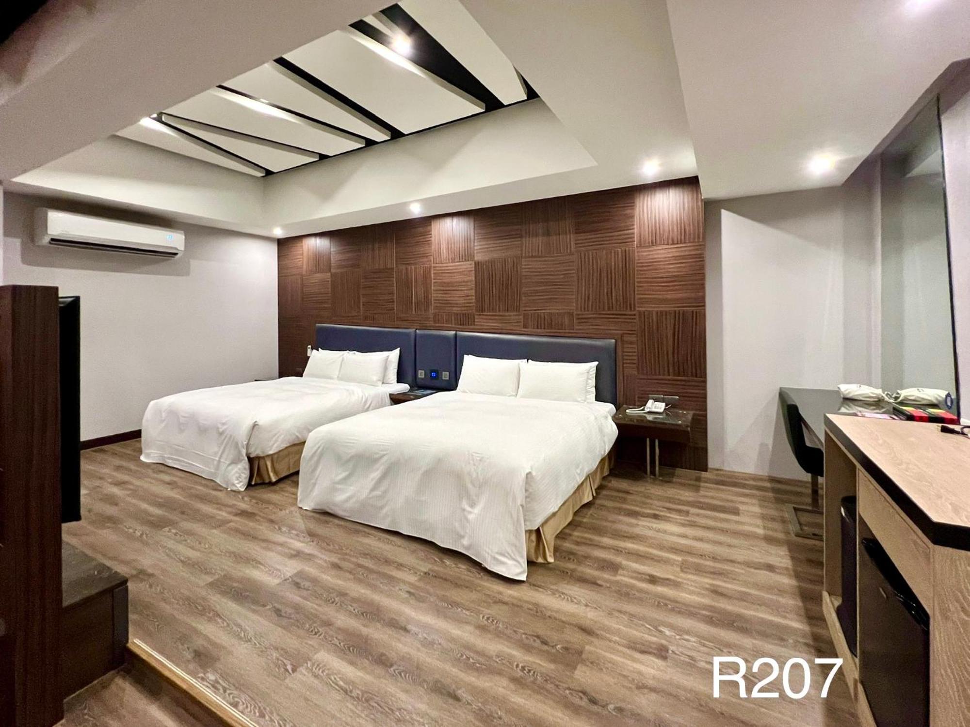 Cigar Motel Тайнань Экстерьер фото