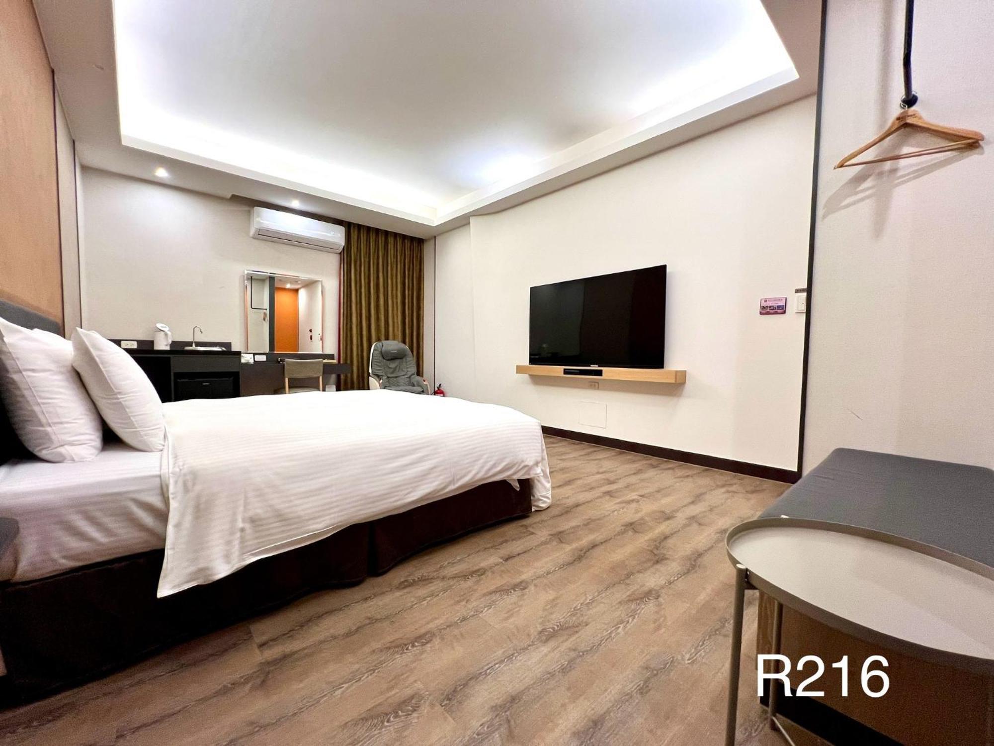 Cigar Motel Тайнань Экстерьер фото