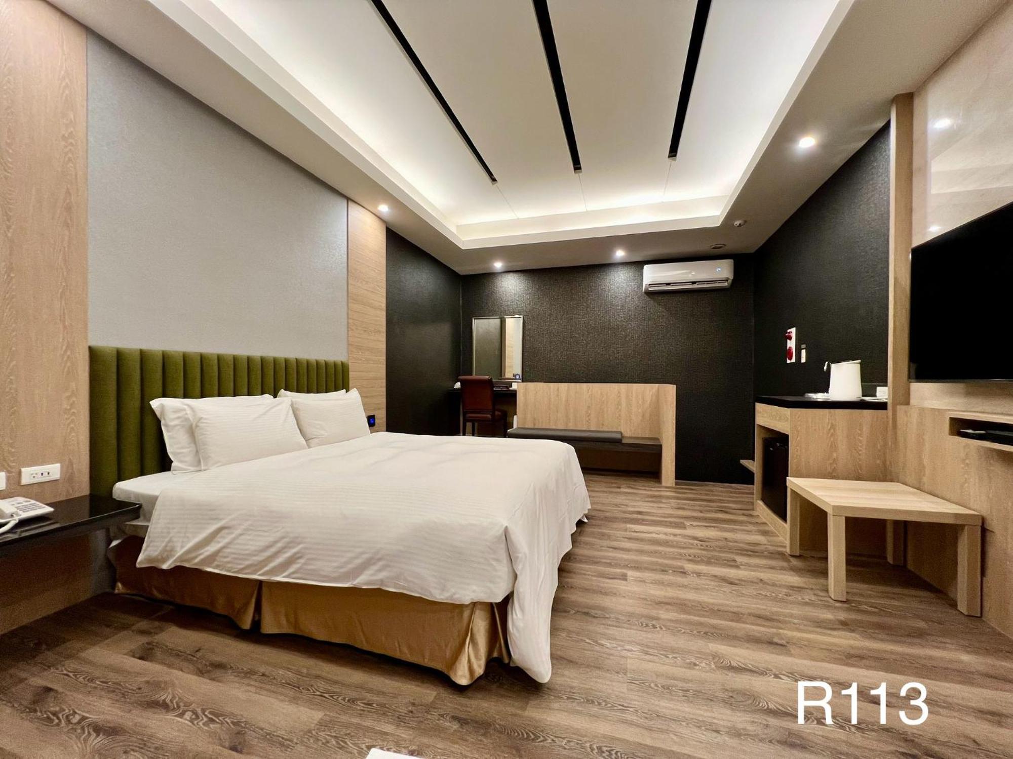 Cigar Motel Тайнань Экстерьер фото
