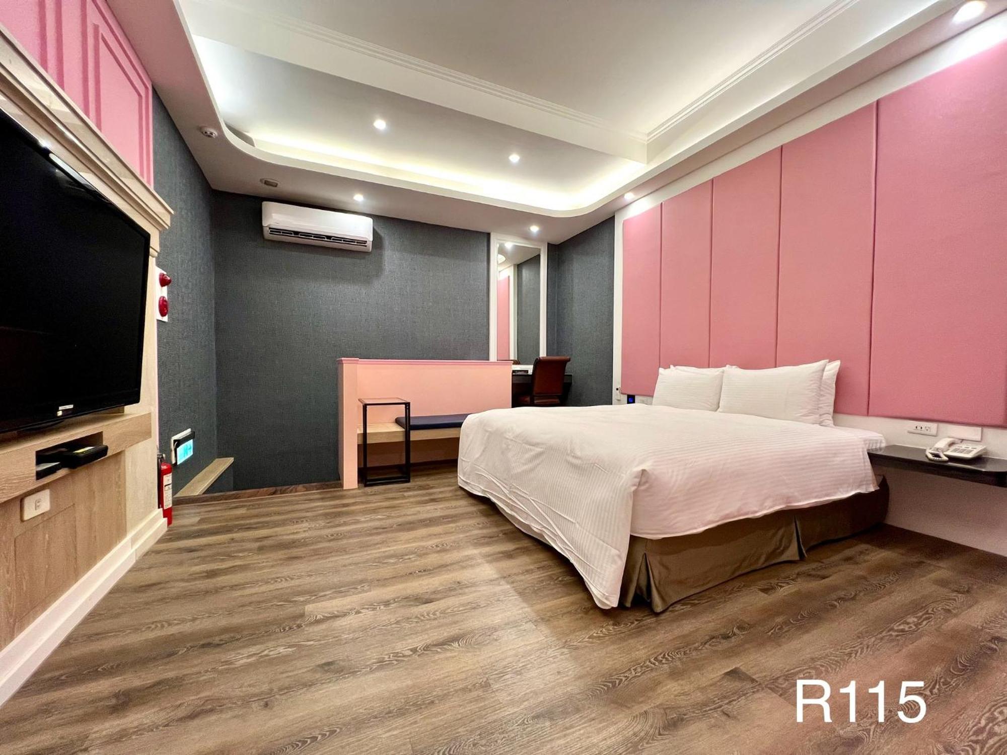 Cigar Motel Тайнань Экстерьер фото