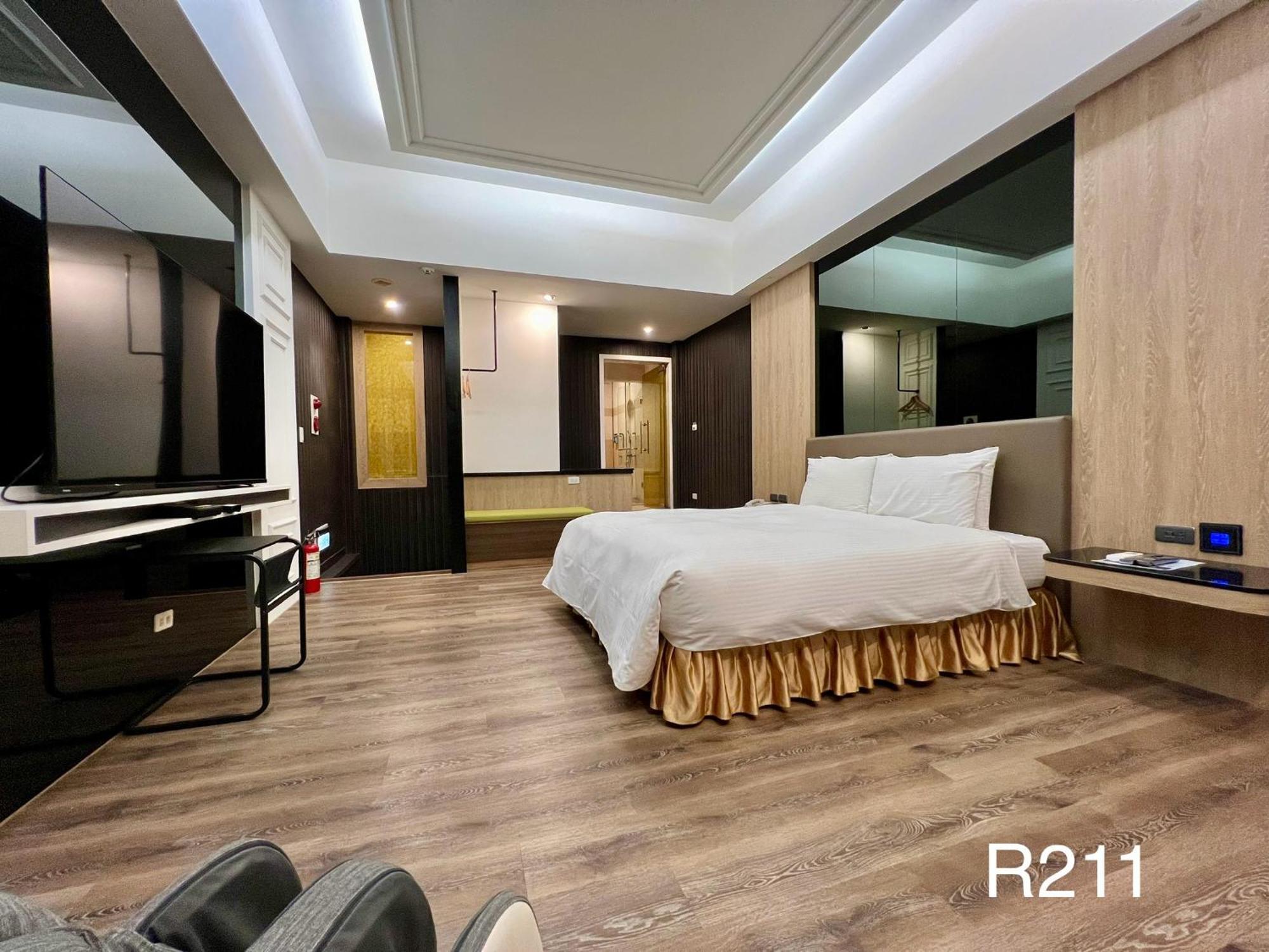 Cigar Motel Тайнань Экстерьер фото